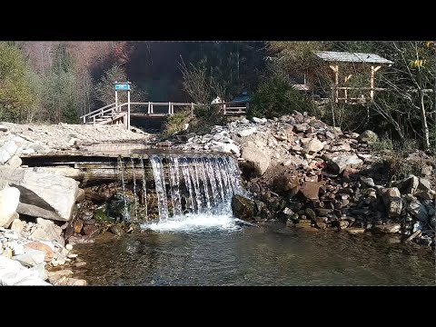 Футаж для видео монтажа. Закарпатье, горная река, водопад. Натуральная природа.