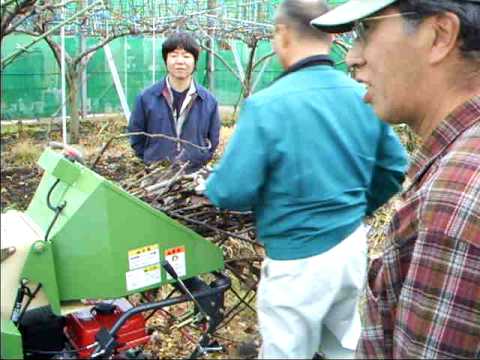 カルイ粉砕機　KDC-140B　樹木剪定枝粉砕機