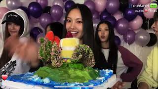 240421 뉴진스 혜인 생일 NewJeans Hyein Birthday 포닝 라이브 Phoning Live [Hyein Birthday Live]