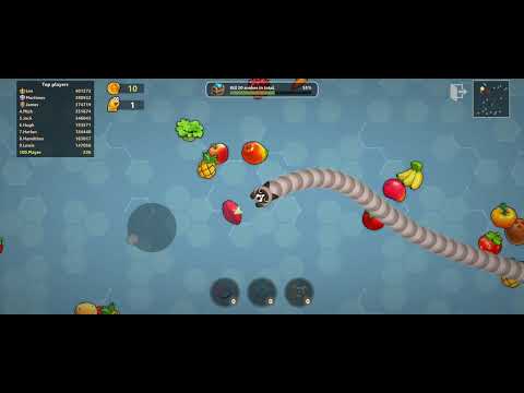 Mastering the Largest Snake  in Snake Zone.io