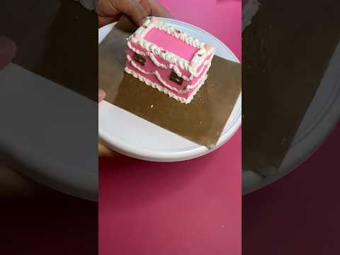 Let’s turn a Dollar Tree wood trinket box into a cake using Cream Glue! #fakebake #peepthisyall