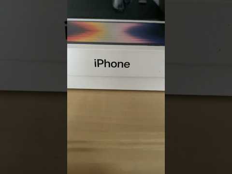 Unboxing IPhone SE 3 (3rd generation) 2022