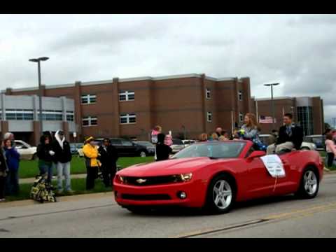 Homecoming Parade 2011 smaller