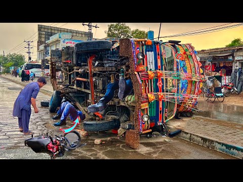 Heavy duty truck accident on the road which was loaded with 30 tons of scrap is restored as before