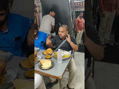 Mumbai best Poori Sabji with Kheer || Mumbai me best North ka veg food || Pancham Pooriwala👍