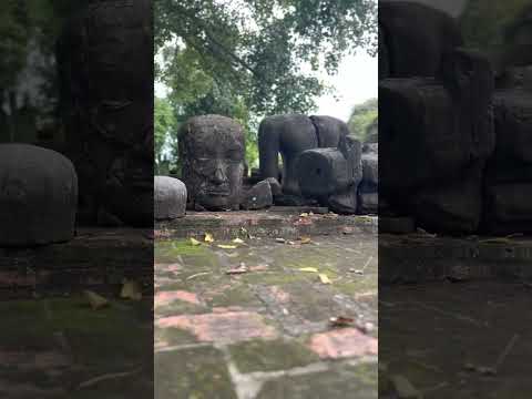 【アユタヤ】破壊された仏像たち -Buddha statues completely destroyed in Ayutthaya ruins