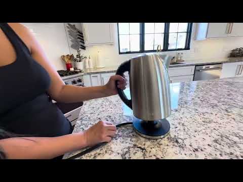 Cuisinart 1 7 Liter Stainless Steel Cordless Electric Kettle with 6 Preset Temperatures Review