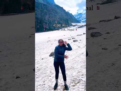 I did the macarena at 5000 mts😱#traveldiaries #macarenadance #nepal