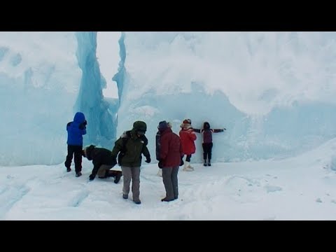 An iceberg in the Barrow strait - Nanoq 2007 expedition