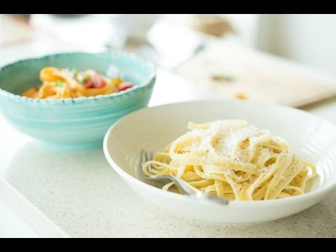 HOW TO MAKE FETTUCCINE ALFREDO, TWO WAYS! Classic Version + Buffalo Chicken Fettuccine Alfredo