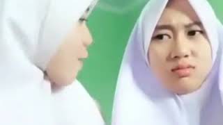 Parodi bikin ngakak 2 siswi sekolah cantik