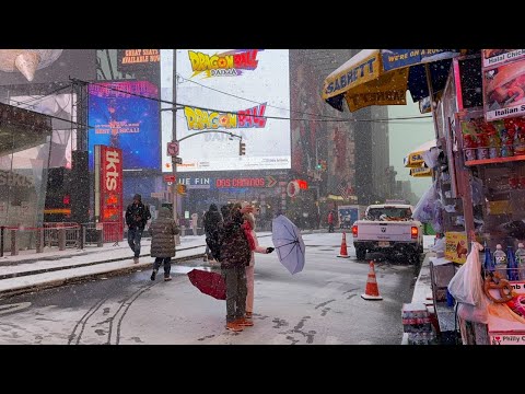 New York: Christmas Eve Snowing Live