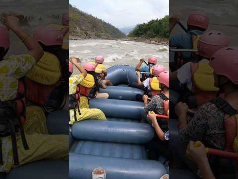 Rishikesh Rafting Accident #raftingrishikesh #rishikeshrafting #riverraftting #river #rafting #raft