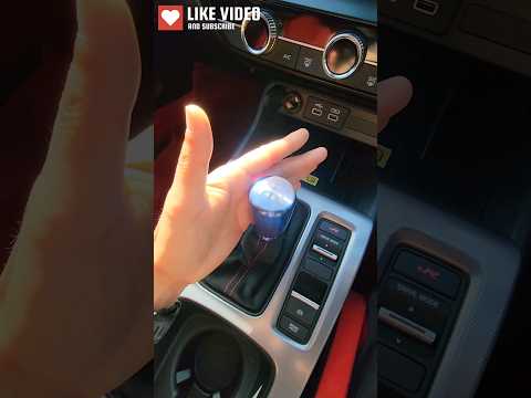 FL5 Type R with Titanium Shift Knob, Listen to it CLICK! #fl5 #civictyper #hondacivictyper #manual