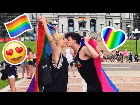 MY FIRST TIME AT PRIDE! *GAY COUPLE EDITION*