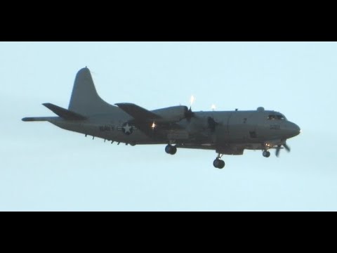 RARE US Navy Lockheed P-3C Orion 161589 landing at Moffett Field! (SHRINER21)