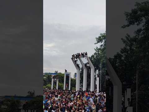 Vitory day at Shahid Minar 🇧🇩✌️❤️ #students #independent #shahid #news #bangladesh