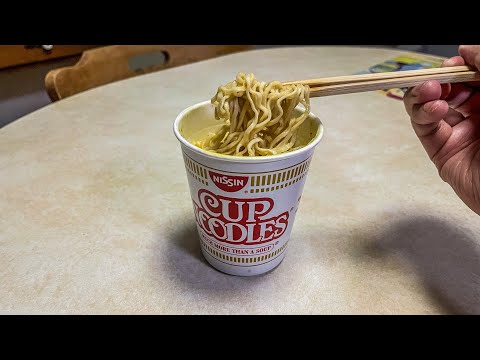 PAPER CUP NOODLES ARE AWESOME!