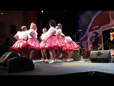 Old Dominion Barndance Girls