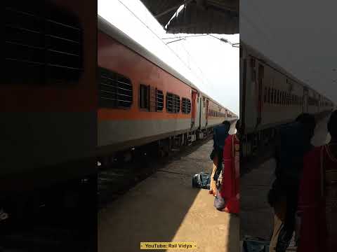 Hyderabad Deccan Express skips Chaurah BH | Rail Vidya