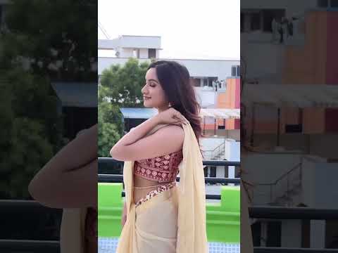 Aathadi Athadi, Semmbaruthi pookaari - Anegan | Raveena Daha Hot Saree Reel 🔥#raveenadaha