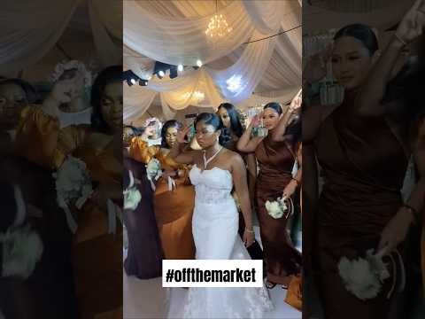 Bride with the moves #wedding #nigerianwedding #bridal #myfiance #fianceanthem #love #shorts