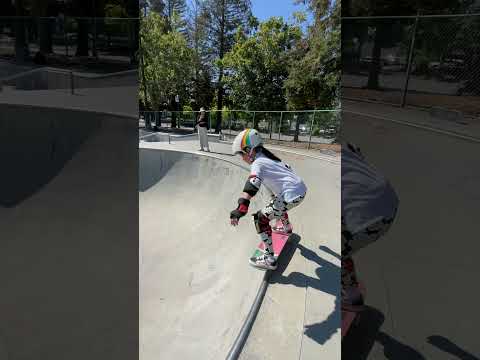 Advanced line with Grace! #skateboardinglife #skateboardingisfun #skateparklessons #fun