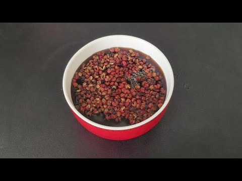 Soak Sichuan peppercorns in aged vinegar for 3 days. This is a traditional method passed down by the