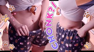 SquChan proves chat wrong by taking off her shorts