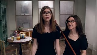 "That '90s Show"  Lisa Loeb & Leia Forman - Stay (Netflix 2024)