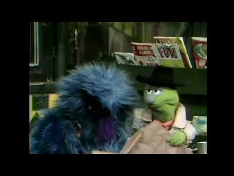 Sesame Street - Lefty tries to sell Herry Monster a paper bag