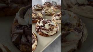 Nutella Cream Cheese Swirl Pumpkin Muffins