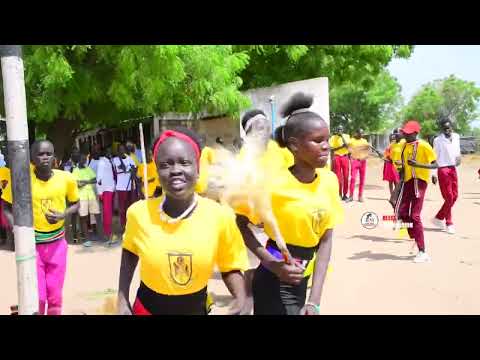 Malek secondary school students dancing cotke dhueng  by Leek manyangdit