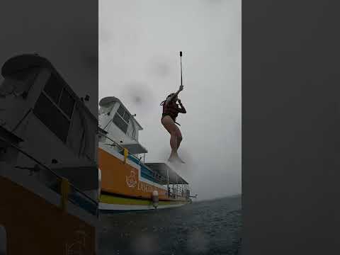 Jump into the sea at Liuqiu (Taiwan) 小琉球“毕业礼”我跳海啦！