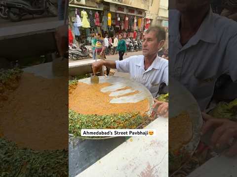 Ahmedabad Ki Gali Me Live Milne Wali Pavbhaji In Just 35₹😍 #pavbhaji #streetfood #ahmedabadfoodie