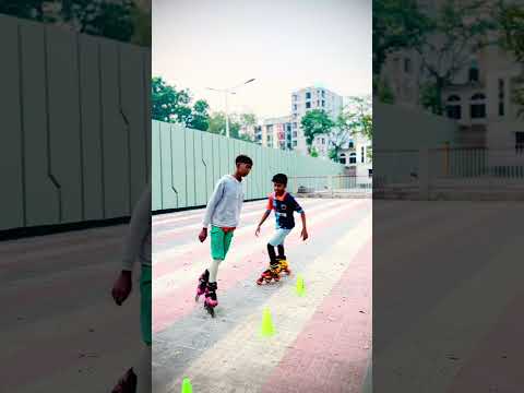 Skating lover 😍 #viraltrend #foryou #youtubeshorts #1000subscriber #youtubeshorts  #shortsvideos