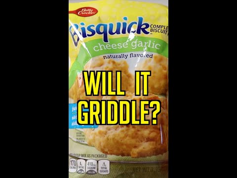 Will It Griddle? Bisquick Cheese Garlic Biscuit Mix 👩‍🍳 Dash Mini Griddle #shorts #cooking #food