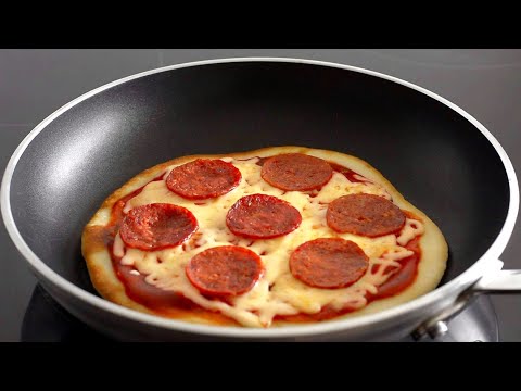 5 minute EASY PAN PIZZA | No Yeast, No Oven, Pepperoni Pizza Recipe