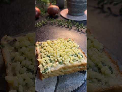 Thele Vaala Garlic Bread 🍞 #garlicbread #snackideas #snacksrecipe #snacks #breadrecipe #snackrecipes