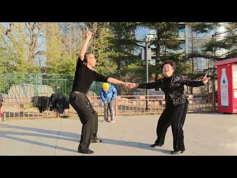 广场舞 吉特巴，歌曲醉人舞步优美，好听又好看 Square dance, dance, pop music, aerobics