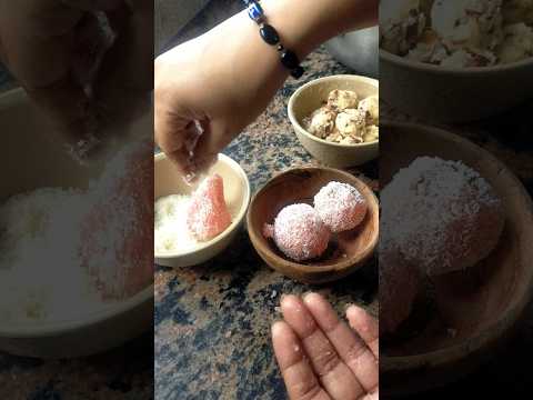 Bappa k liye banaya prashad #amankikitchen #coconutladdoo  #ytshorts #shorts #bappamorya