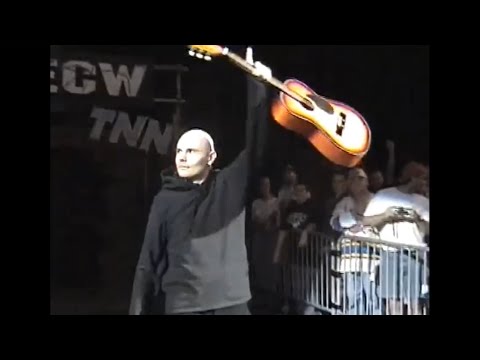 ECW "Fan Cam" Peoria, IL (7/22/00)