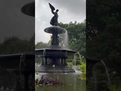 Bethesda Fountain, with the ‘Angel of the Waters’ statue, at Bethesda Terrace in Central Park, NYC!