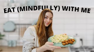 Let's eat together! Cook + eat a meal with a nutritionist // mindful eating tips. | Edukale