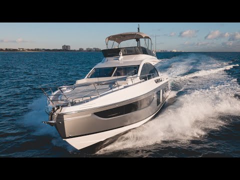 New Listing! | 2025 Azimut S7-SPORT FLY | MarineMax Yacht Center, Pompano Beach, Florida