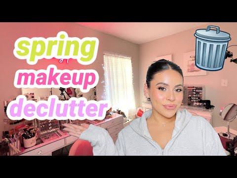 Decluttering my entire makeup collection 🗑️ Spring Cleaning 🥰