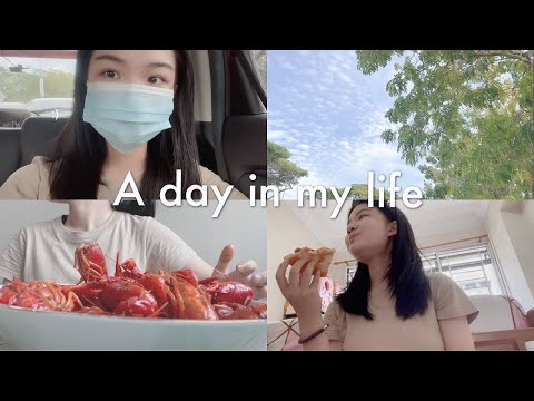 A day in my life : Trying PIZZA HUT🍕 &  Crayfish小龙虾 / Malaysian study In Singapore