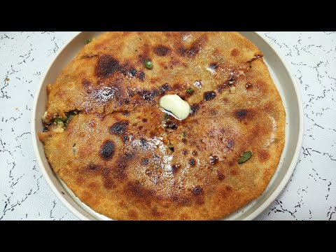 बारिश के दिनों का नया नाश्ता । monsoon snacks । Stuffed Crispy Parantha