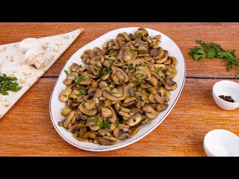 SAUTÉED MUSHROOMS in a pan: the PERFECT side dish ready in a few minutes! 🍄