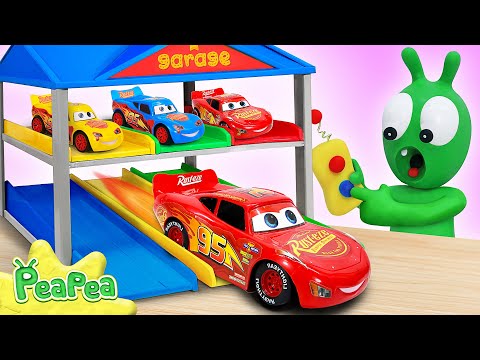 PeaPea has fun with Colorful Gara Car Toys – Funny Stories for Kids